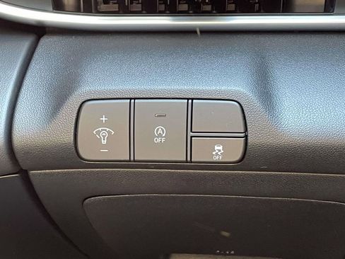 New 2026 Hyundai Elantra SE image 17