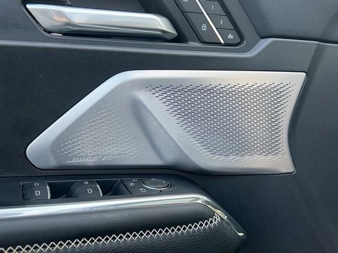 Used 2024 GMC Acadia Denali w/ Super Cruise Package image 13