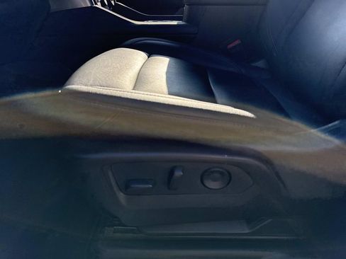 Certified 2024 Chevrolet Tahoe Z71 w/ Luxury Package image 18