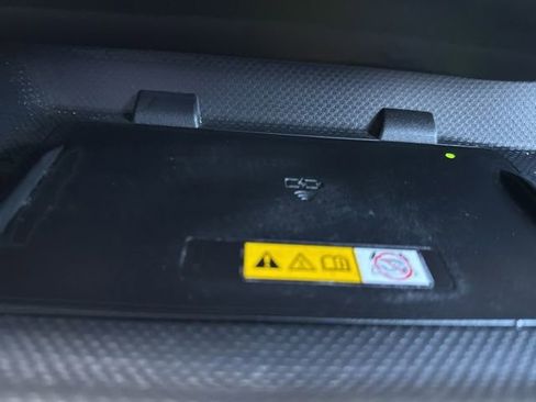 Certified 2024 Toyota Highlander XLE image 17