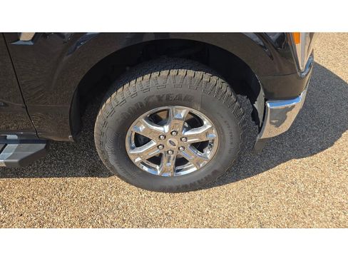 Used 2021 Ford F150 Lariat AWD/4WD image 12