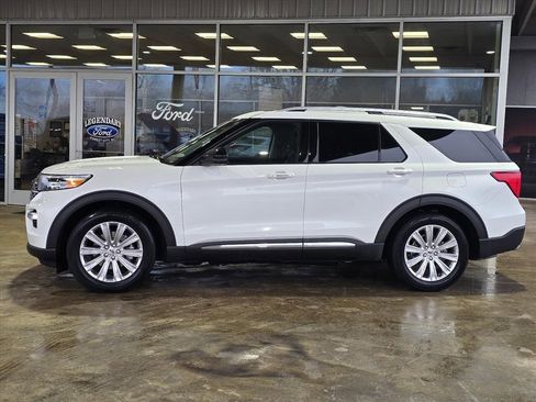 Used 2022 Ford Explorer Limited w/ Equipment Group 301A image 23