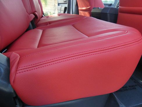 Used 2025 Toyota Tundra SR image 42