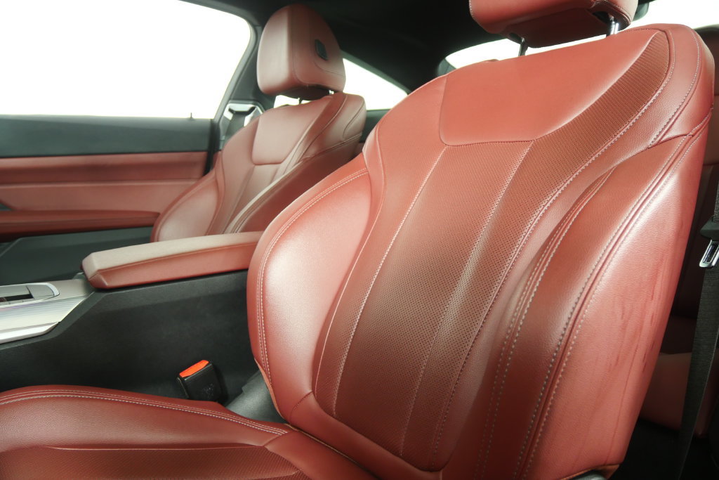 Used 2023 BMW 430i Coupe w/ M Sport Package RWD image 12