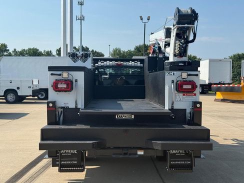 New 2026 Ford F550 4x4 Regular Cab Super Duty image 18