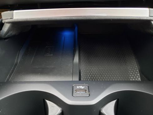 Used 2025 BMW X5 xDrive50e w/ M Sport Package image 22