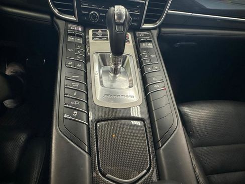 Used 2016 Porsche Panamera GTS image 53