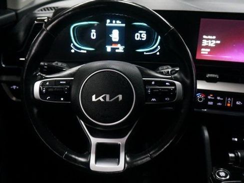 Used 2023 Kia Sportage EX image 13