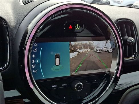 Used 2022 MINI Cooper Countryman S w/ Premium Package image 8