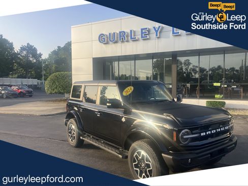 Used 2024 Ford Bronco Outer Banks AWD/4WD image 1