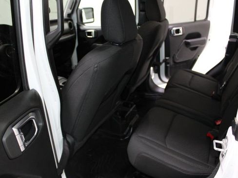 Used 2022 Jeep Wrangler Unlimited Sport AWD/4WD image 27