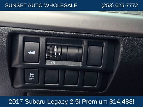 Used 2017 Subaru Legacy 2.5i Premium w/ Moonroof Package AWD/4WD image 28