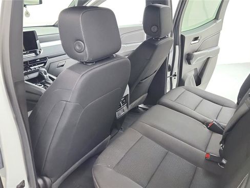 Used 2023 Chevrolet Colorado LT image 28