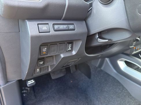 New 2026 Nissan Frontier SV image 13