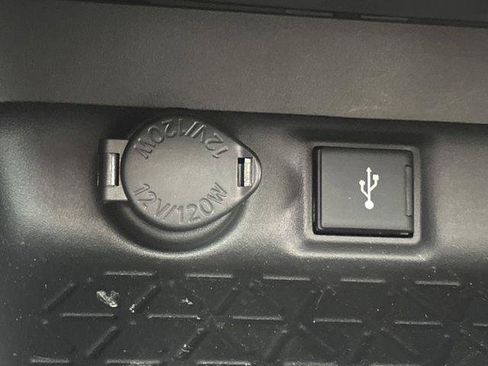 Certified 2020 Toyota RAV4 XLE w/ Convenience Package FWD image 19