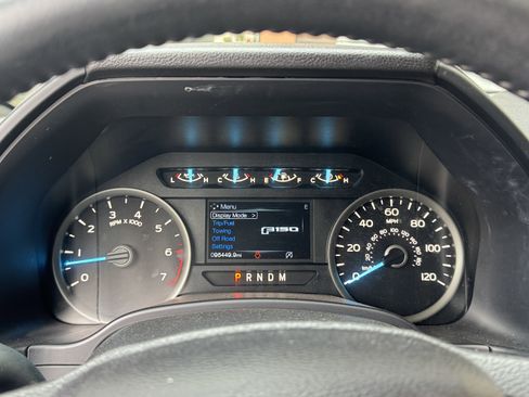 Used 2018 Ford F150 XLT w/ Equipment Group 302A Luxury image 20