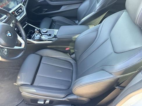 Used 2022 BMW 230i Coupe w/ Convenience Package RWD image 9