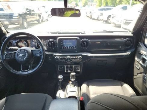 Used 2022 Jeep Wrangler Unlimited Sport AWD/4WD image 8