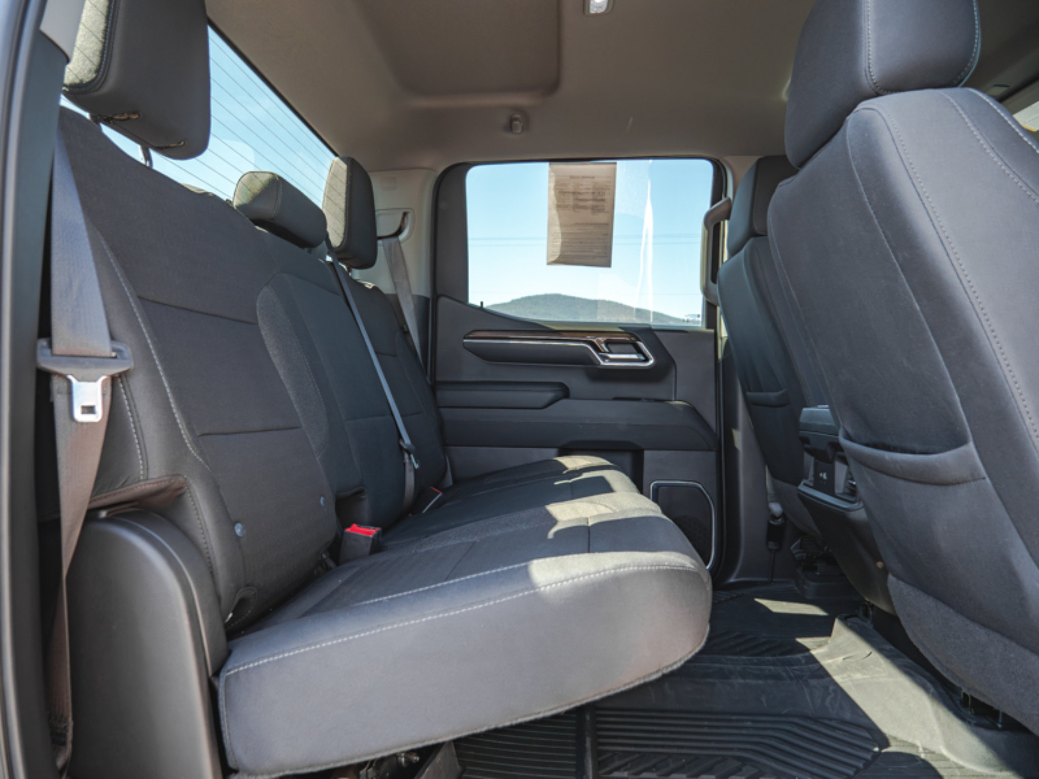 Used 2024 Chevrolet Silverado 1500 RST w/ Z71 Off-Road Package AWD/4WD image 17