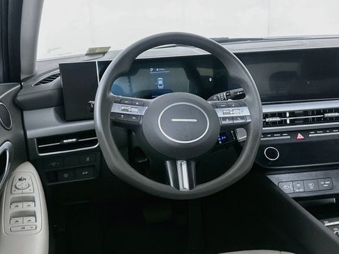 Used 2025 Hyundai Sonata SEL FWD image 18