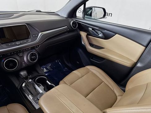 Used 2020 Chevrolet Blazer Premier w/ Driver Confidence II Package FWD image 25