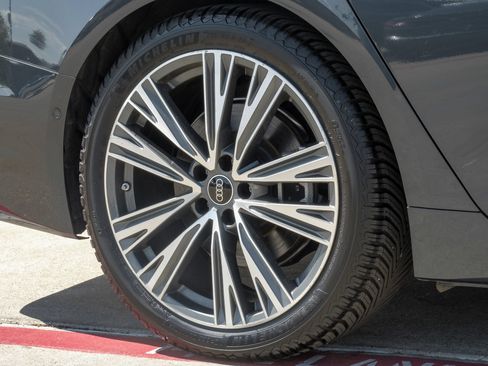 Used 2023 Audi A6 Premium Plus w/ Premium Plus Package AWD/4WD image 43
