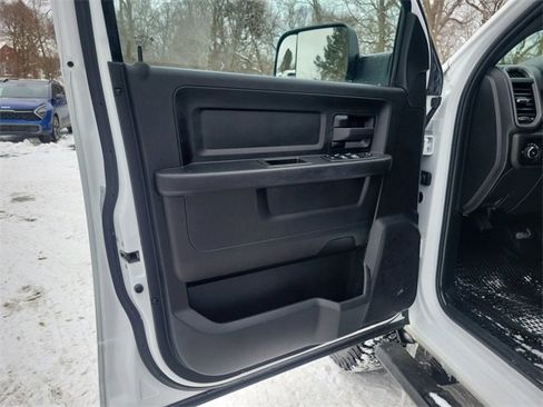 Used 2022 RAM 3500 Tradesman w/ Snow Chief Group image 6