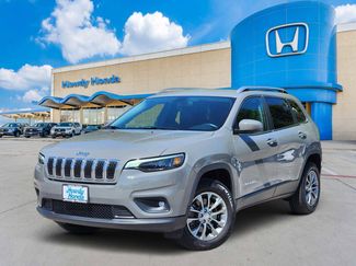 Used 2019 Jeep Cherokee Latitude Plus w/ Cold Weather Group AWD/4WD video 1