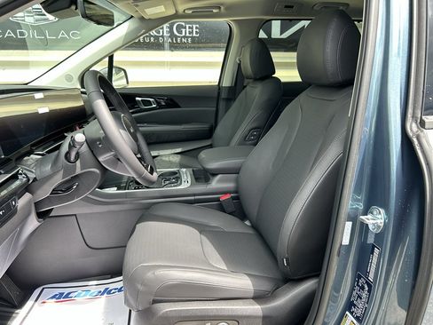 New 2026 Kia Carnival SX Prestige FWD image 9