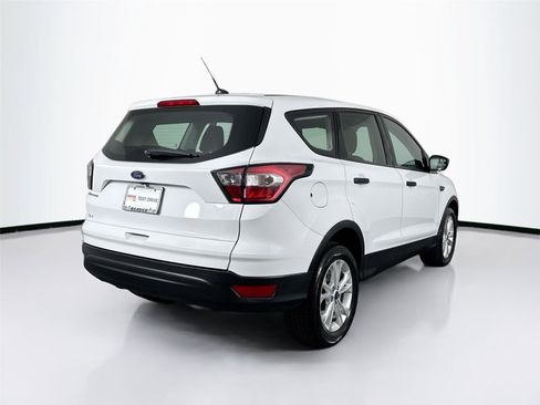 Used 2018 Ford Escape S image 10