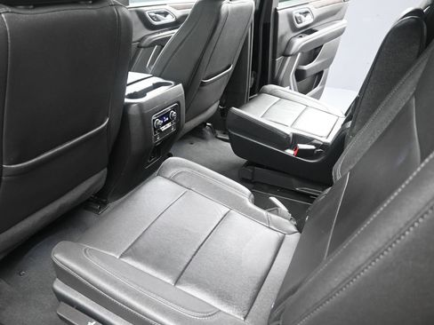 Used 2023 Chevrolet Tahoe LT w/ LT Signature Plus Package AWD/4WD image 36