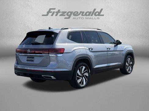 Used 2026 Volkswagen Atlas SE AWD/4WD image 8