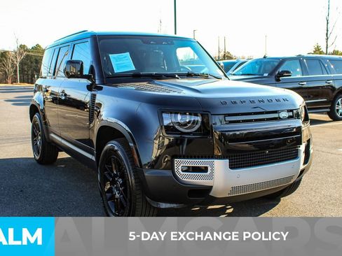 Used 2025 Land Rover Defender 110 S AWD/4WD image 4