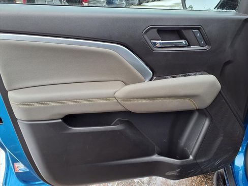 Used 2024 Chevrolet Colorado ZR2 image 19