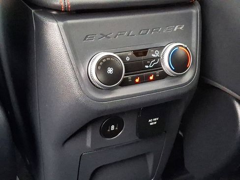 Used 2025 Ford Explorer ST image 11