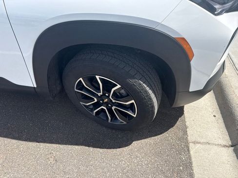 Used 2023 Chevrolet TrailBlazer ACTIV AWD/4WD image 4