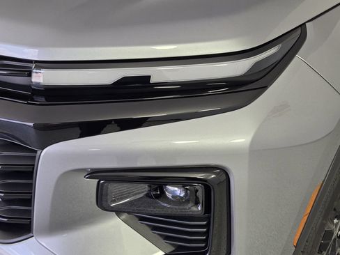 New 2026 Chevrolet Traverse LT w/ Midnight/Sport Edition FWD image 10