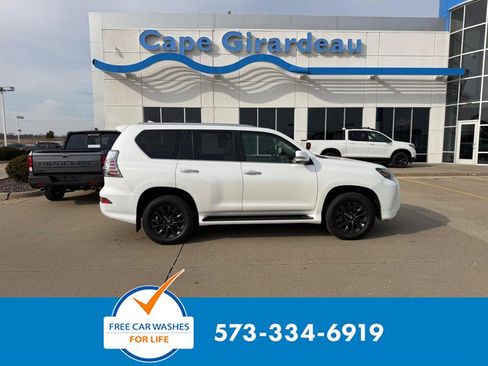 Used 2020 Lexus GX 460 Premium w/ Premium Package image 1