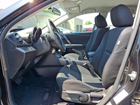 Used 2013 MAZDA MAZDA3 i SV FWD image 13