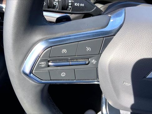 Used 2025 Chevrolet Tahoe LT image 23