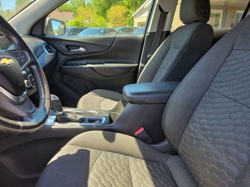 Used 2019 Chevrolet Equinox LT FWD image 18