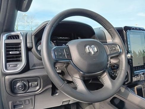 Used 2024 RAM 1500 Laramie image 8