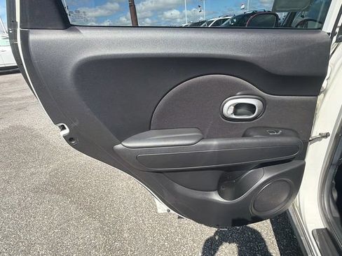 Used 2017 Kia Soul + w/ Designer's Package FWD image 21