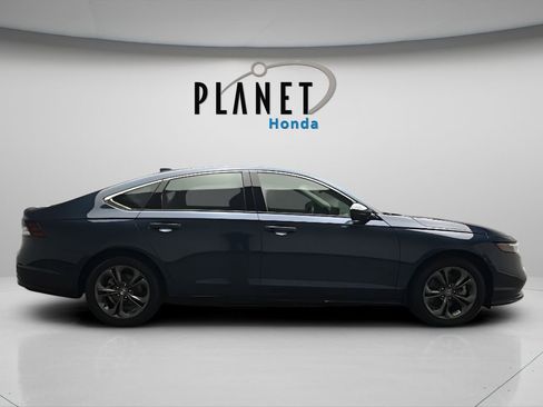 Used 2023 Honda Accord EX-L image 3