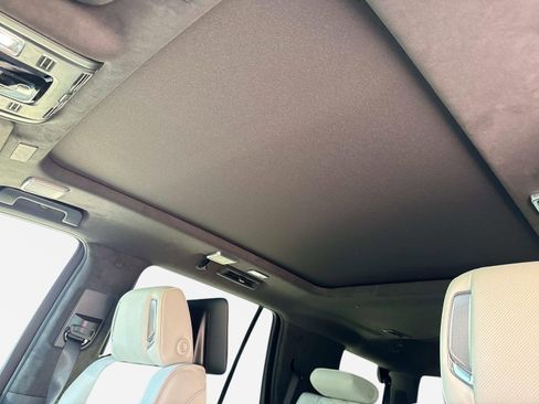 Used 2026 Cadillac Escalade Platinum Sport AWD/4WD image 46