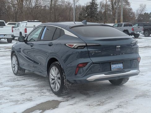 Certified 2025 Buick Envista Avenir image 6