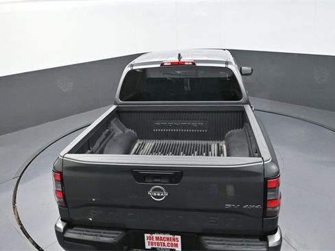 Used 2024 Nissan Frontier SV image 24