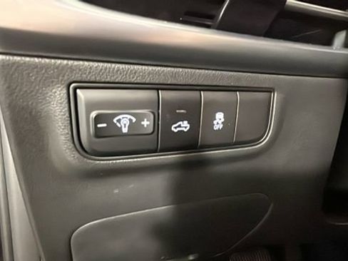 Certified 2025 Hyundai Santa Cruz SEL FWD image 20