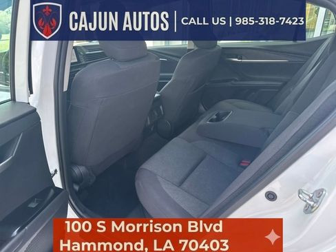 Used 2025 Toyota Camry LE FWD image 13