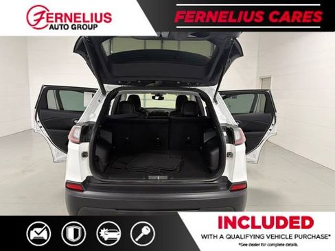 Used 2022 Jeep Cherokee Latitude Lux AWD/4WD image 20